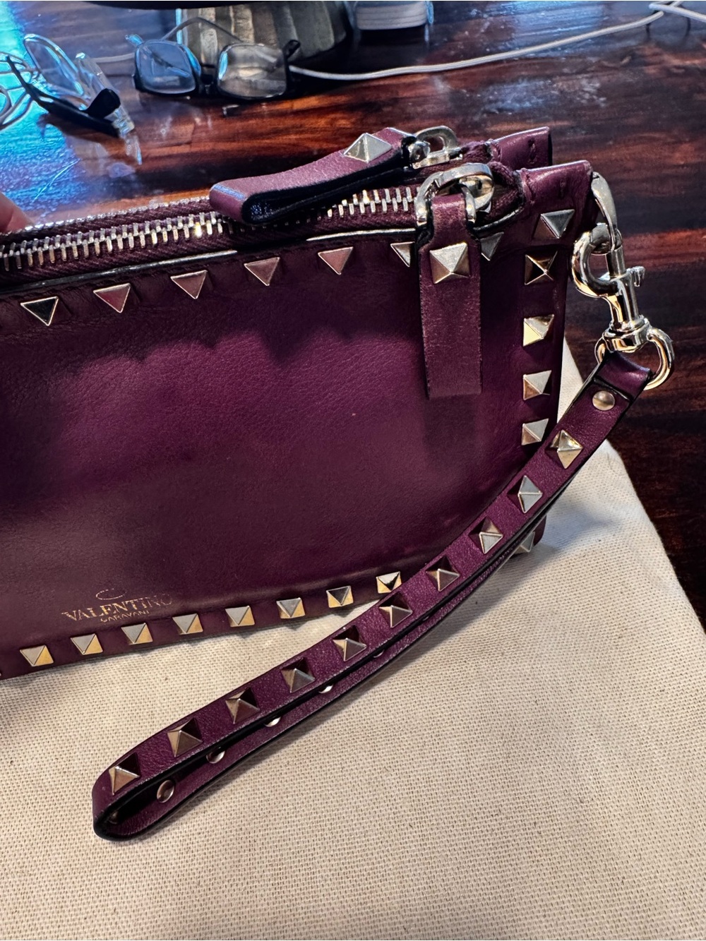 Authentic Valentino Rockstud clutch wristlet. - Picture 7 of 8